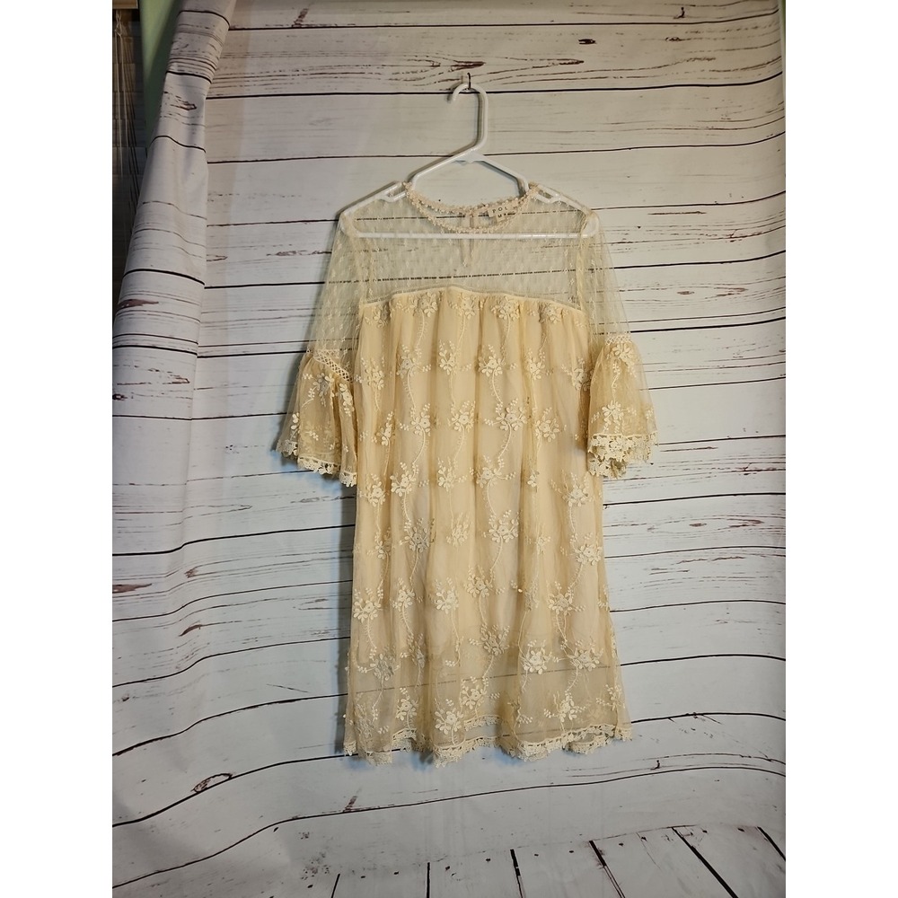 POL JFD82 Lace Overlay Bell‎ Sleeve Dress Cream Beige Women's Size M